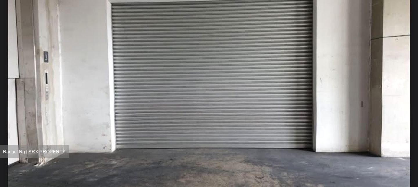 Tuas Avenue 8 (D22), Warehouse #575951861